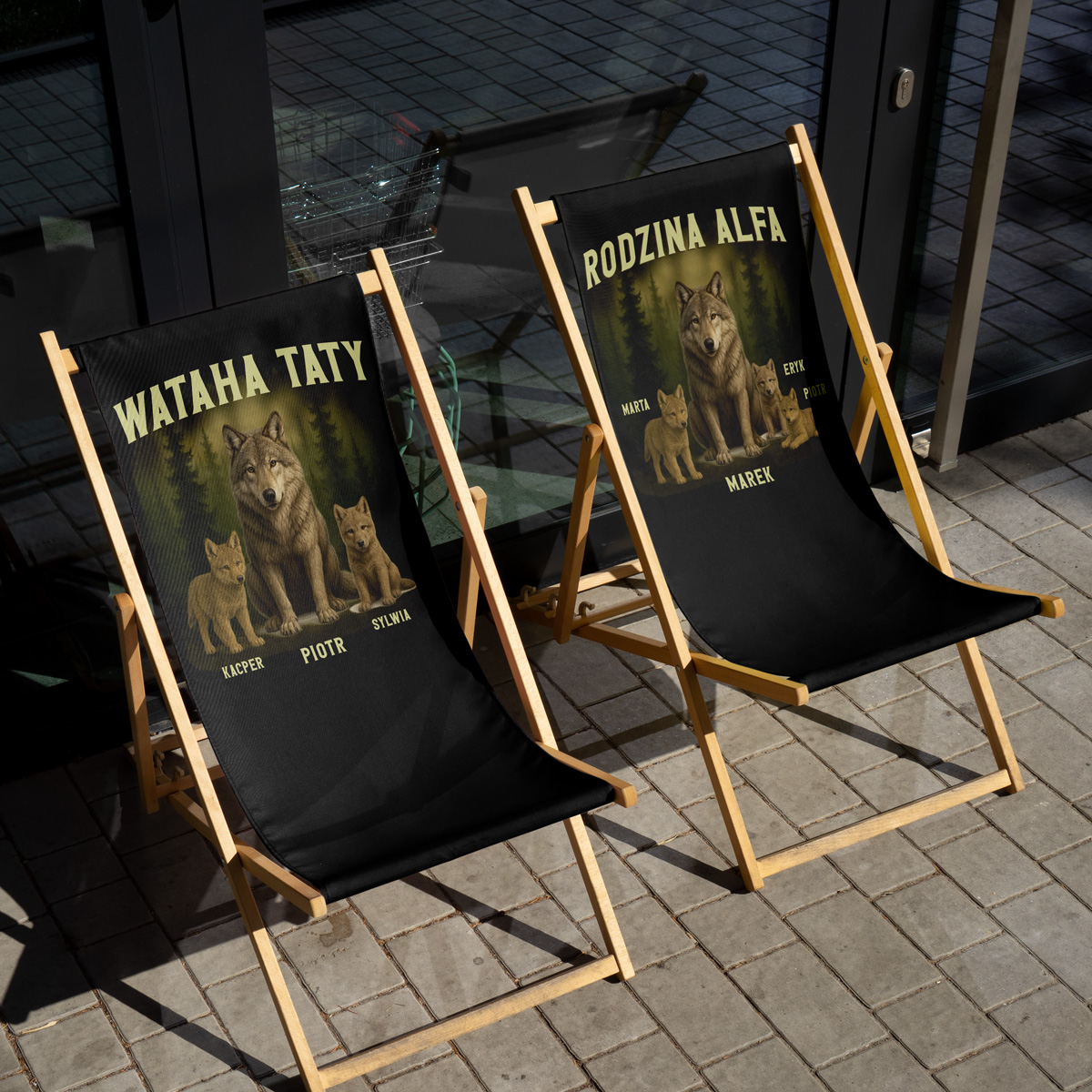 Personalizowany leżak z grafiką wilków i napisem „Rodzinna Wataha” – z imionami dzieci i imieniem głównym, idealny prezent na Dzień Ojca