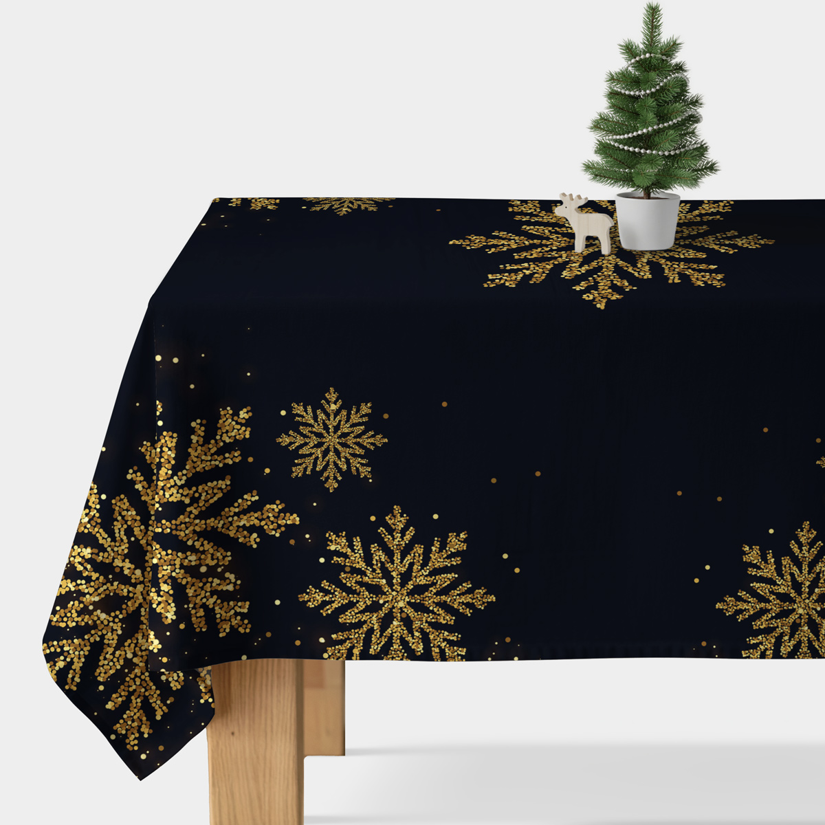 obrus świąteczny czarny ze złotymi śnieżynkami