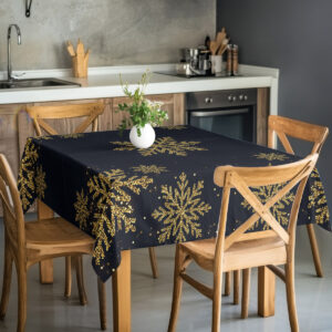 zimowy obrus czarny z błyszczącymi złotymi motywami