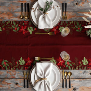 aranżacja wnętrza z bordowym bieżnikiem bożonarodzeniowym
