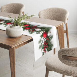 aranżacja stołu z bieżnikiem świątecznym w białym kolorze