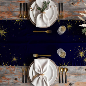 dekoracja stołu z granatowym bieżnikiem świątecznym i złotymi akcentami