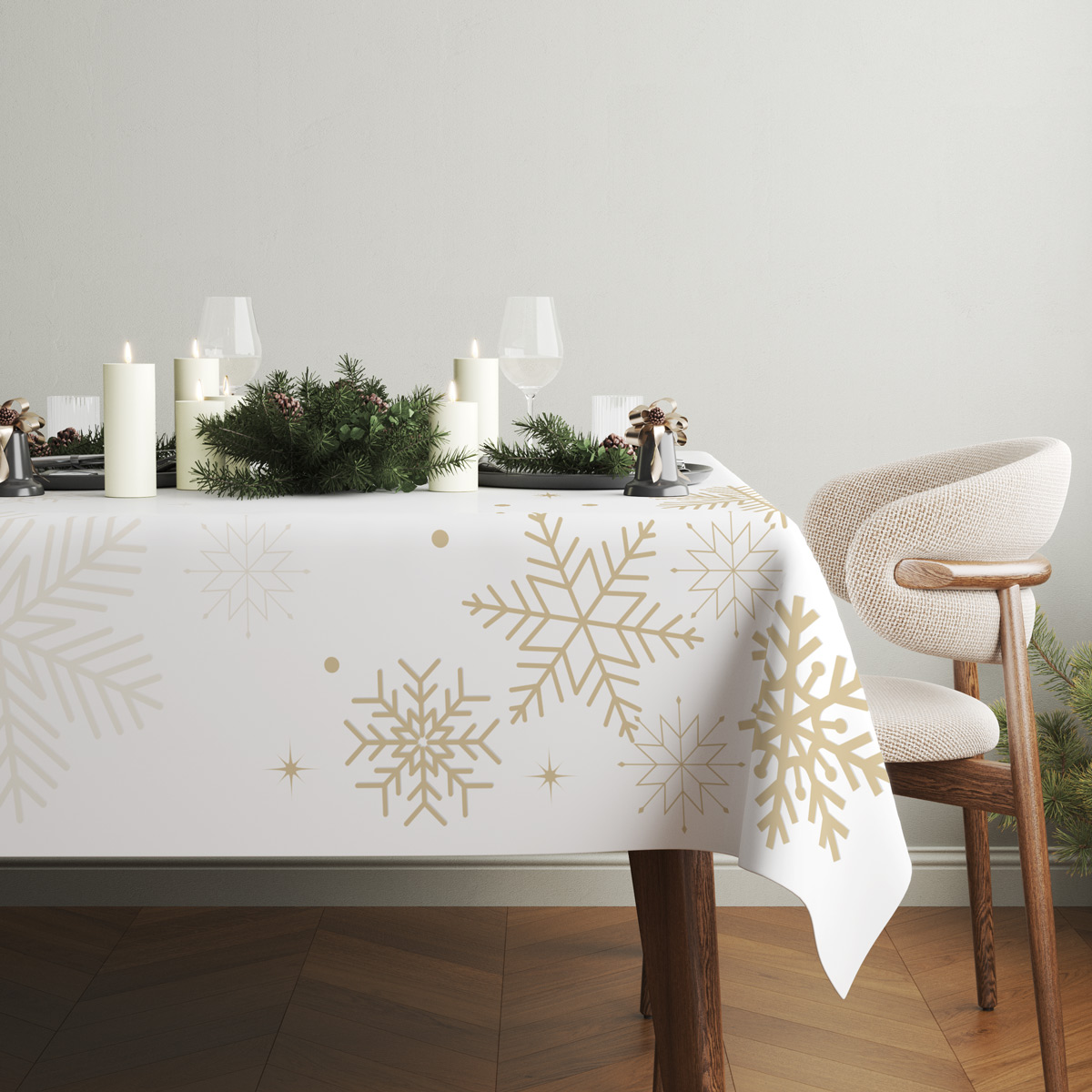 elegancki obrus świąteczny biało-złoty