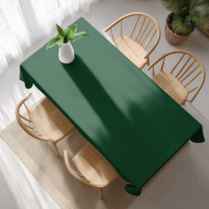 elegancki obrus bożonarodzeniowy w zielonym odcieniu