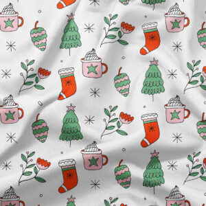 biały obrus świąteczny na wymiar z choinkami i zimowymi kubkami