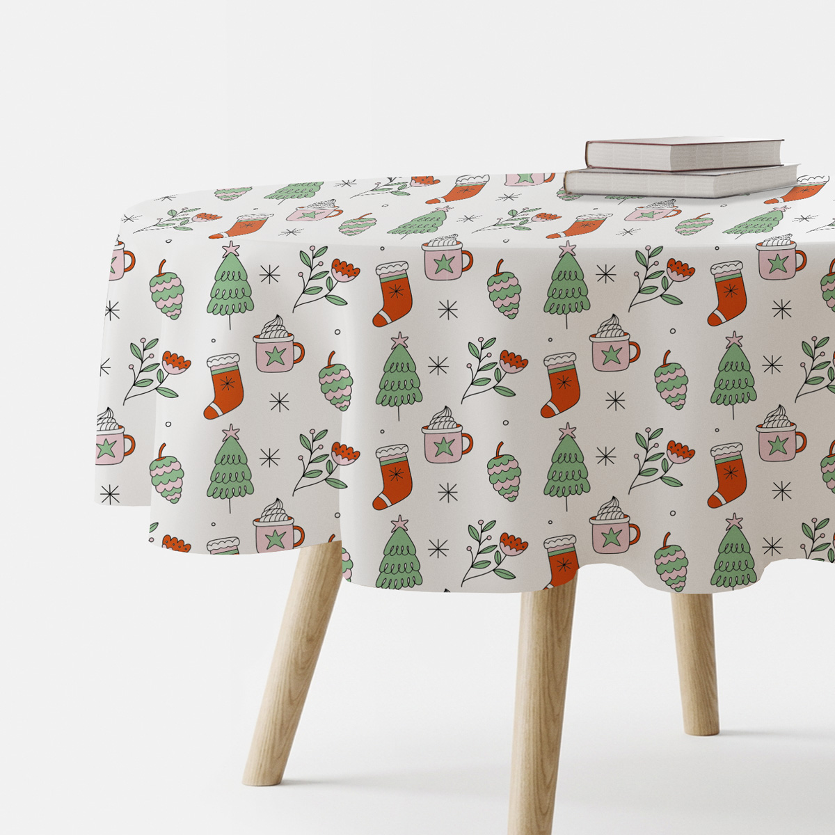 biały obrus świąteczny na wymiar z choinkami i zimowymi kubkami