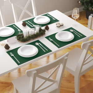 gładka zielona dekoracja na świąteczny stół