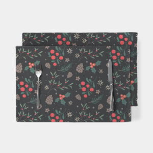 czarna podkładka świąteczna z gałązkami i czerwonymi owocami
