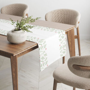 elegancki bieżnik bożonarodzeniowy z jagodami i gałązkami