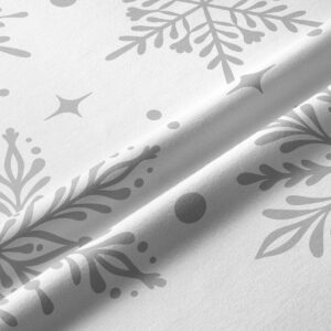 Plamoodporny bieżnik świąteczny z szarym zimowym motywem.