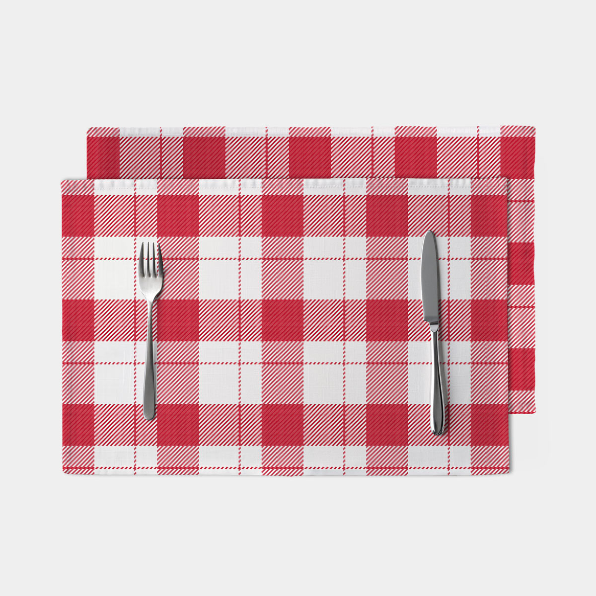 czerwona podkładka stołowa w białą kratę