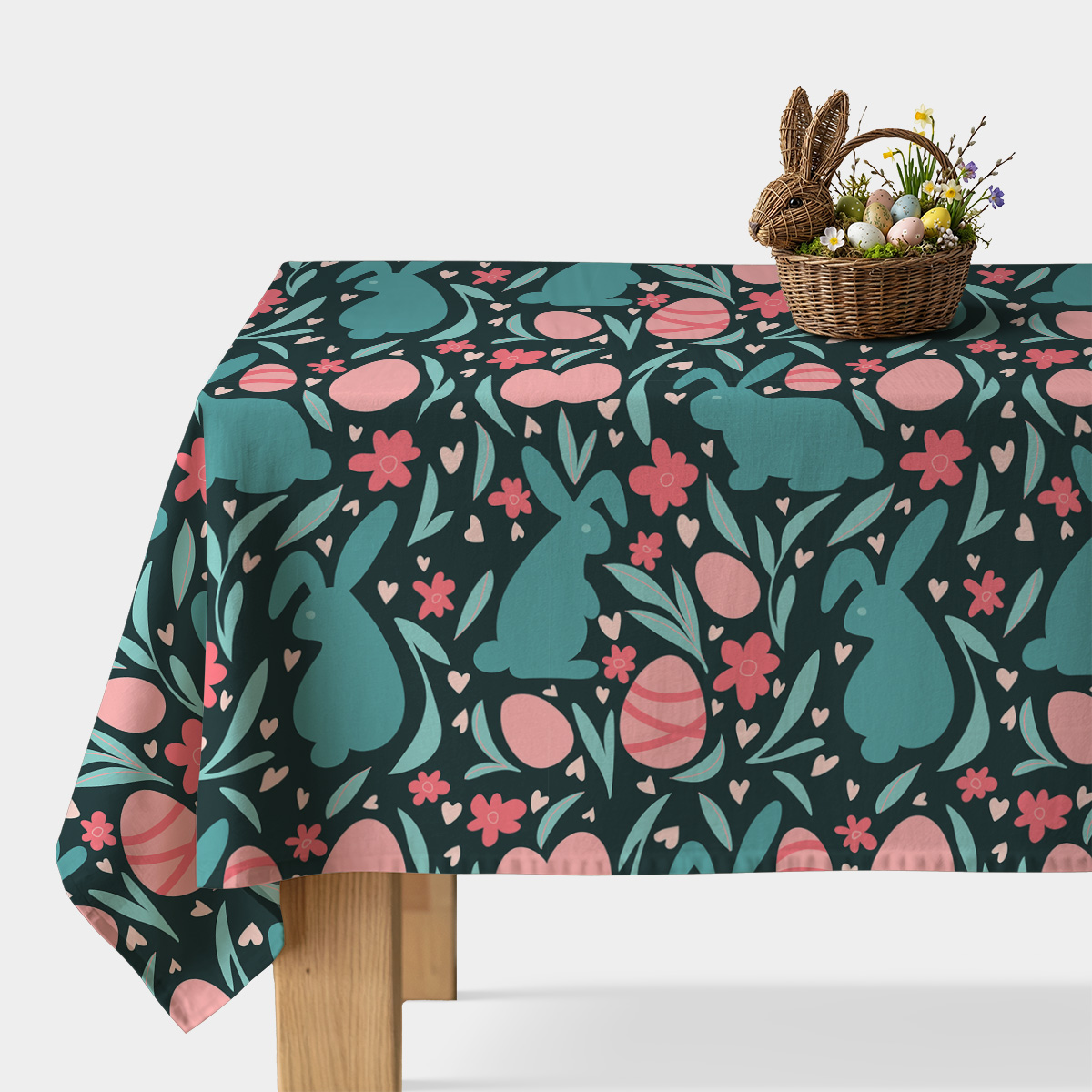 Obrus wielkanocny na wymiar - zielony z zajączkami i jajkami na stole w jasnym wnętrzu