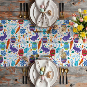 Widok aranżacyjny bieżnika ułożonego na świątecznym stole z zastawą i wiosennymi dekoracjami