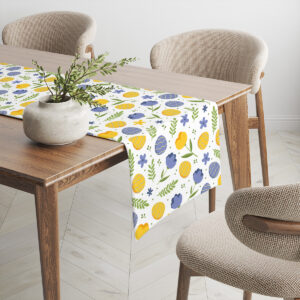 Perspektywa boczna bieżnika na drewnianym stole z bukietem tulipanów