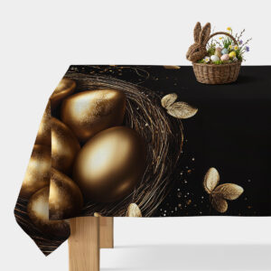czarny obrus z motywem złotych pisanek w gnieździe na stole