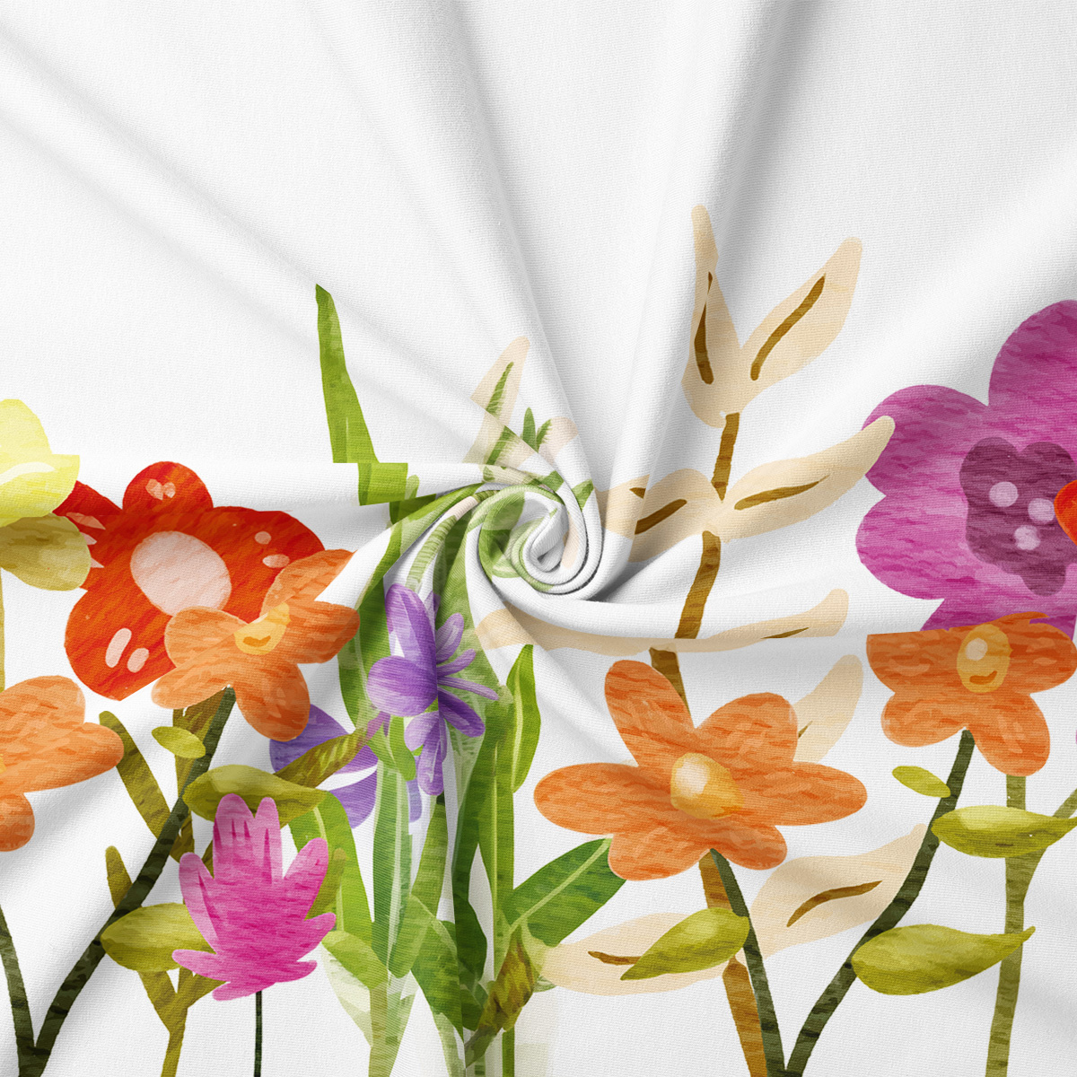 Zbliżenie na akwarelowe kwiaty i zielone liście nadrukowane na jasnym tle z widoczną fakturą materiału