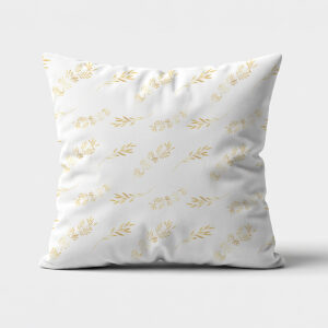 główne ujęcie poduszki dekoracyjnej na białym tle z drobnym złotym wzorem gałązek