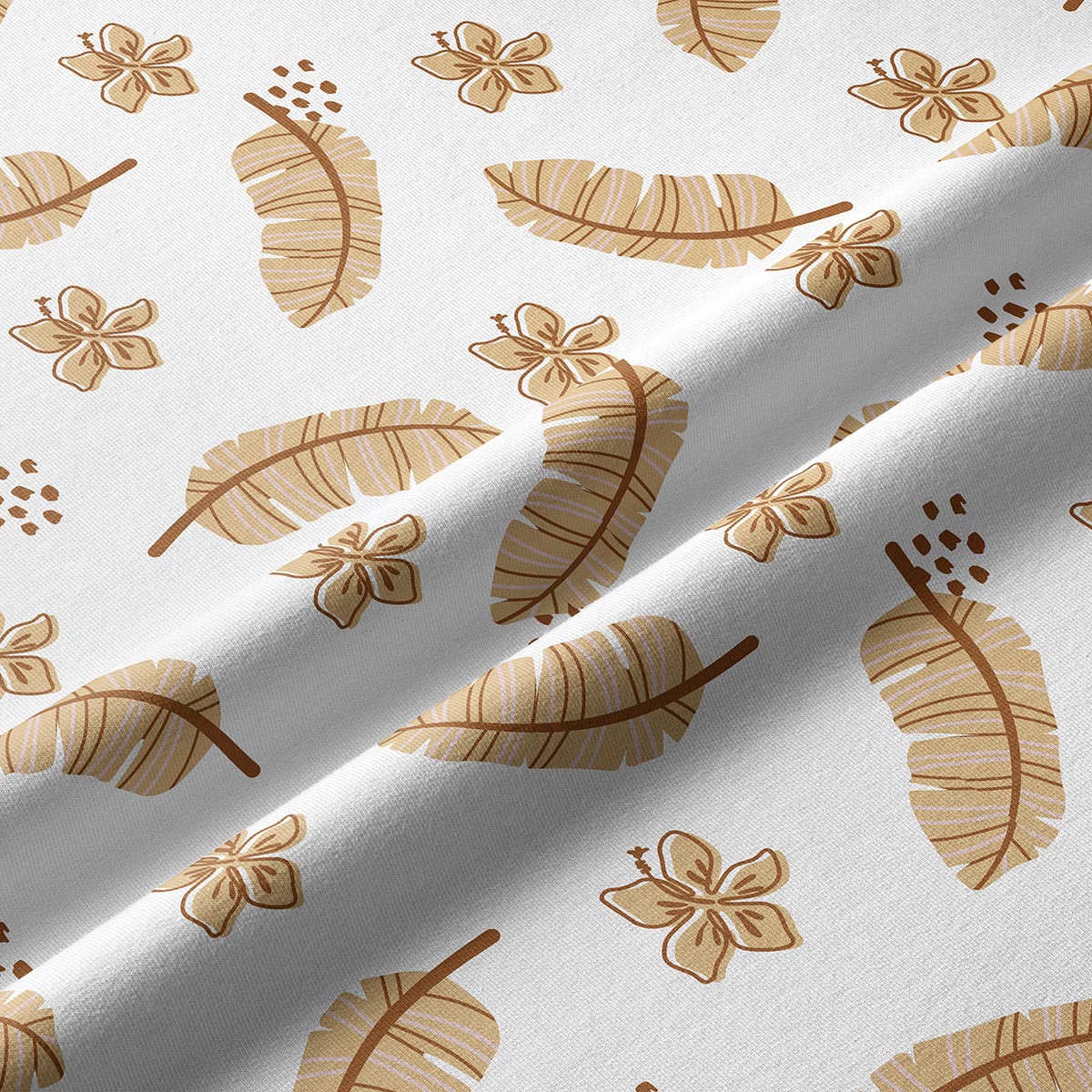 Zbliżenie na materiał bieżnika z wzorem piór i drobnych kwiatów