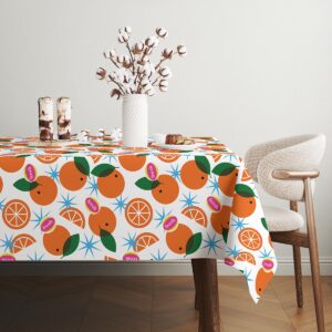 Detal materiału pokazujący strukturę tkaniny i żywe kolory