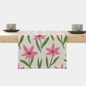 Frontowe ujęcie bieżnika z wzorem różowych kwiatów na jasnym tle