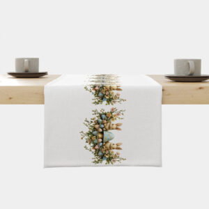 Bieżnik z motywem zajączków i pastelowych jajek ułożony na drewnianym stole