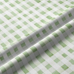 Zbliżenie na fakturę tkaniny i akwarelowe przejścia koloru w kratce