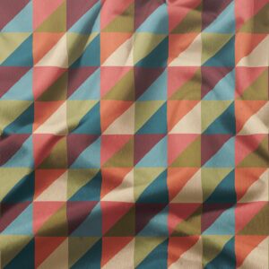zbliżenie na tkaninę z widoczną fakturą i kolorami trójkątnej mozaiki