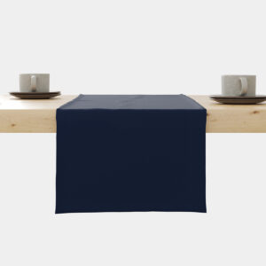 Gładki granatowy bieżnik na drewnianym stole, widok z przodu