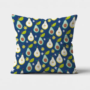 Poduszka ozdobna z nadrukiem gruszek i awokado na granatowym tle, widok z przodu