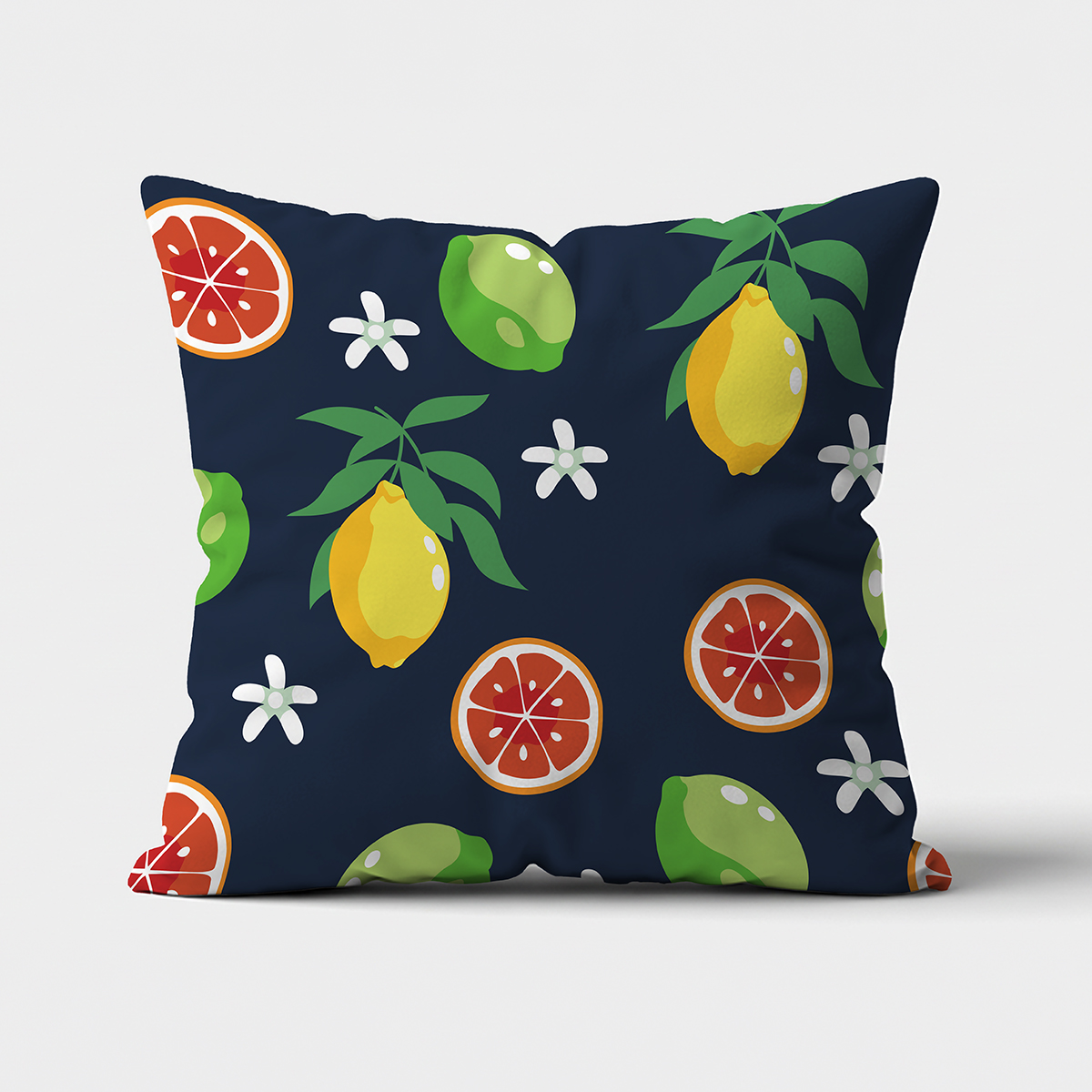 Główne ujęcie poduszki z cytrusowym wzorem na granatowym tle