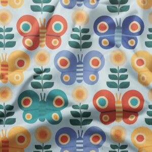 Zbliżenie na wzór z czerwonym, turkusowym i żółtym motylem oraz liśćmi