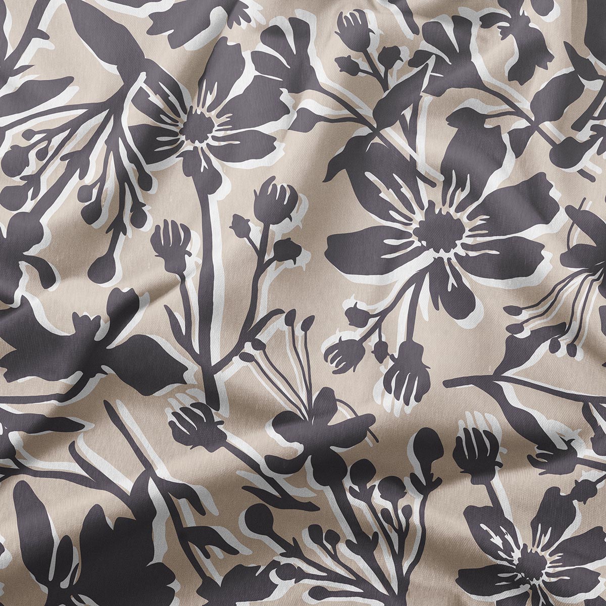 Zbliżenie na fakturę tkaniny i szczegóły grafitowych kwiatów z białymi konturami