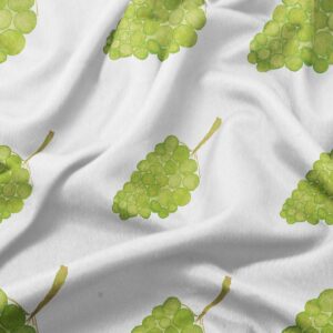 zbliżenie na tkaninę i detal akwarelowej kiści winogron