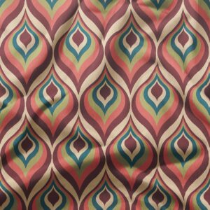 Zbliżenie tkaniny z detalami wzoru łezek i delikatną fakturą materiału