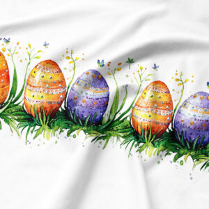 zbliżenie na akwarelowe pisanki i detale trawy na tkaninie