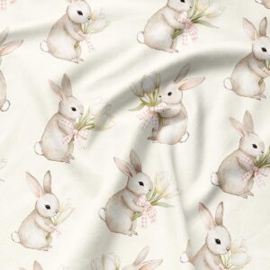 Zbliżenie na akwarelowy wzór zajączka z tulipanami i kratkowaną kokardką