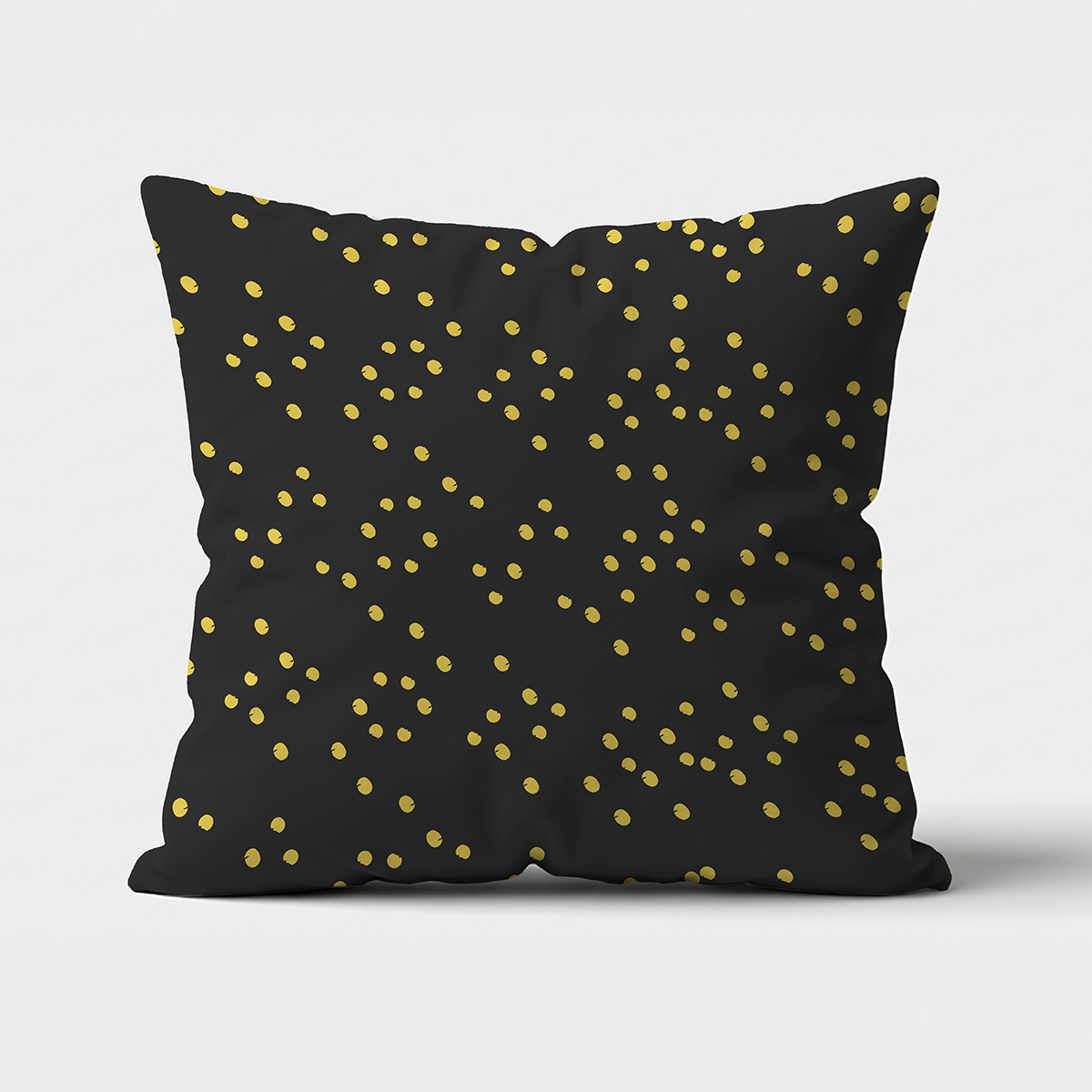 Poduszka dekoracyjna z czarnym tłem i rozproszonymi złotymi kropkami — ujęcie z przodu