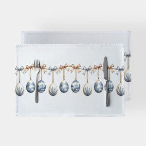 białe podkładki z motywem wiszących pisanek na kokardach, widok z góry z nakryciem