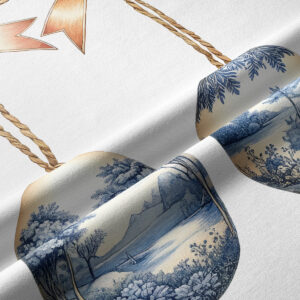 zbliżenie nadruku pokazujące niebieskie pejzaże na pisankach oraz fakturę tkaniny