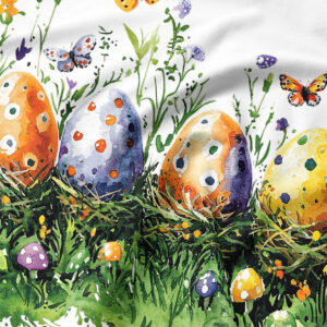 zbliżenie na akwarelowe pisanki, trawę i drobne motyle, detal druku na tkaninie