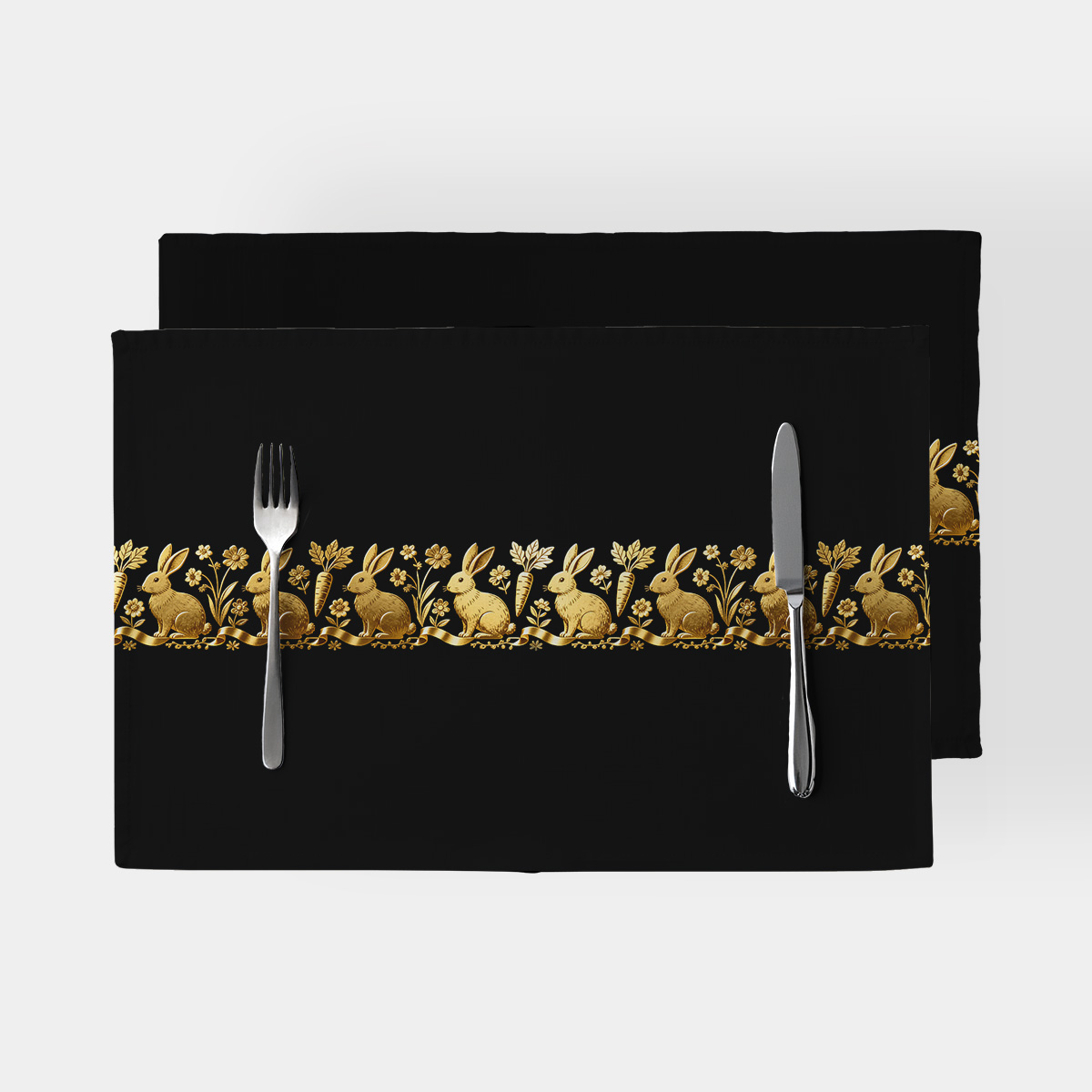 czarne podkładki stołowe z poziomym paskiem złotego wzoru z króliczkami i marchewkami na białym tle