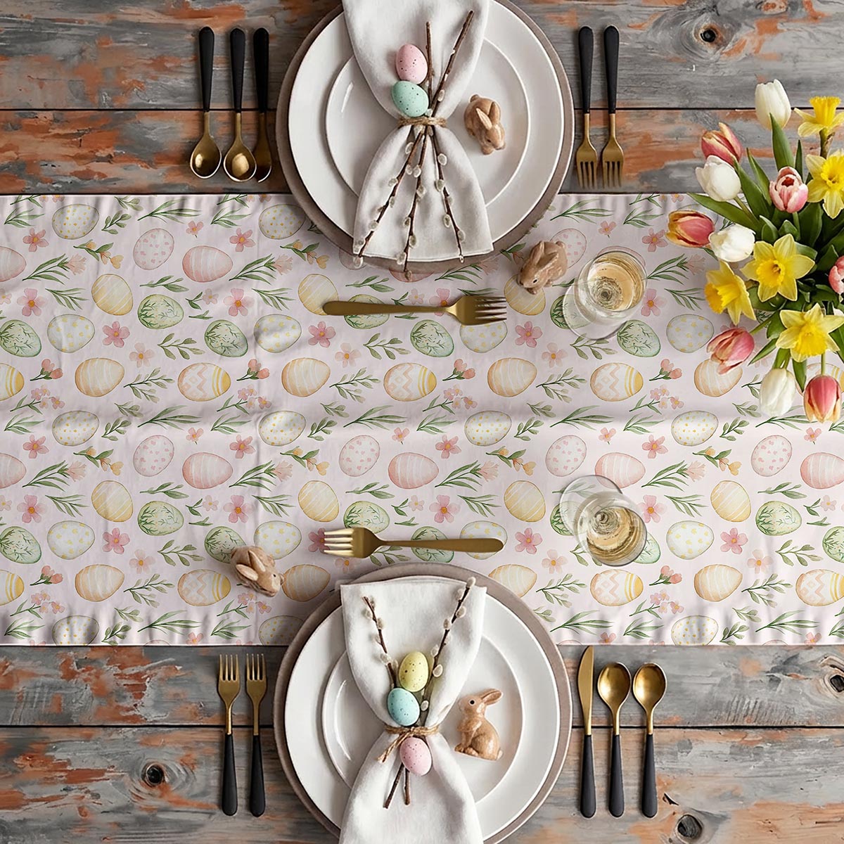 Aranżacja stołu z bieżnikiem, zastawą i wielkanocnymi dekoracjami