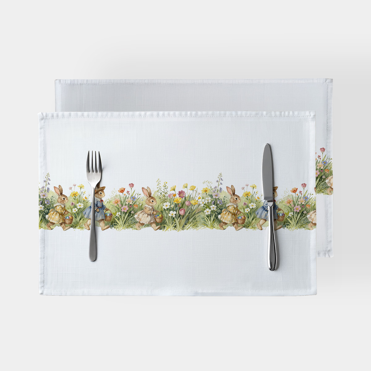 Podkładka na stół z bordiurą biegnących zajączków niosących koszyki z pisankami