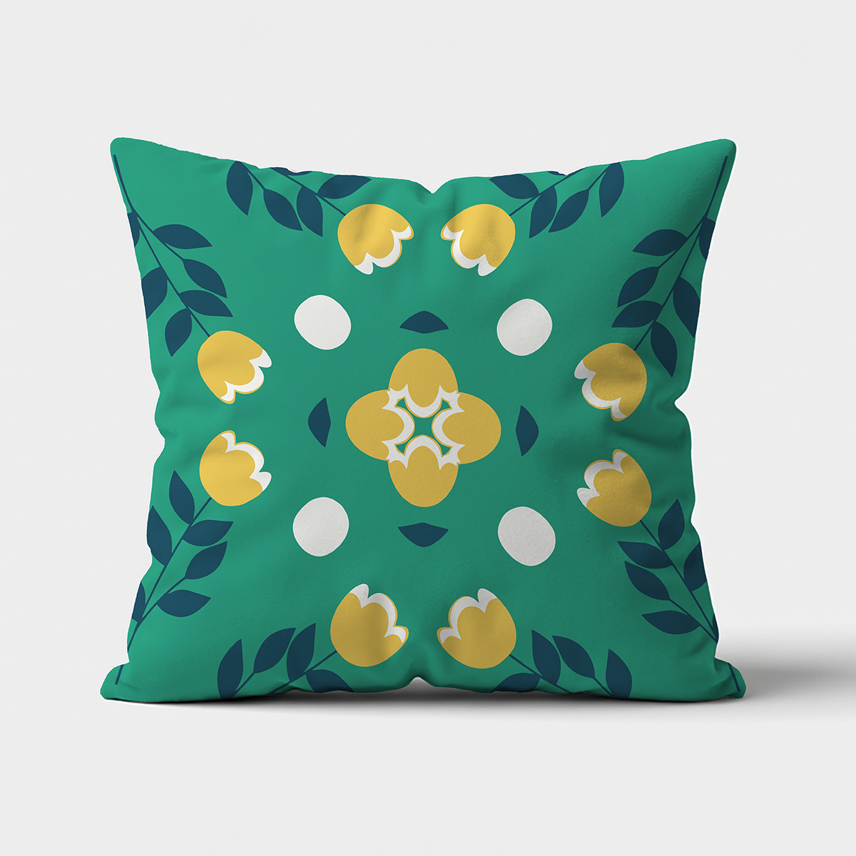 Poduszka z zielonym tłem i żółtymi stylizowanymi kwiatami widok z przodu