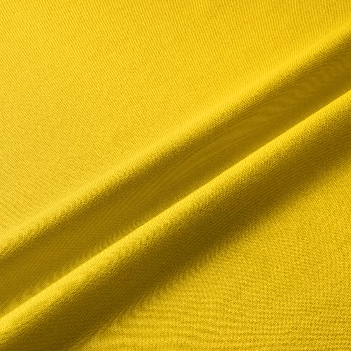 zbliżenie na teksturę materiału bieżnika i delikatne falowanie tkaniny